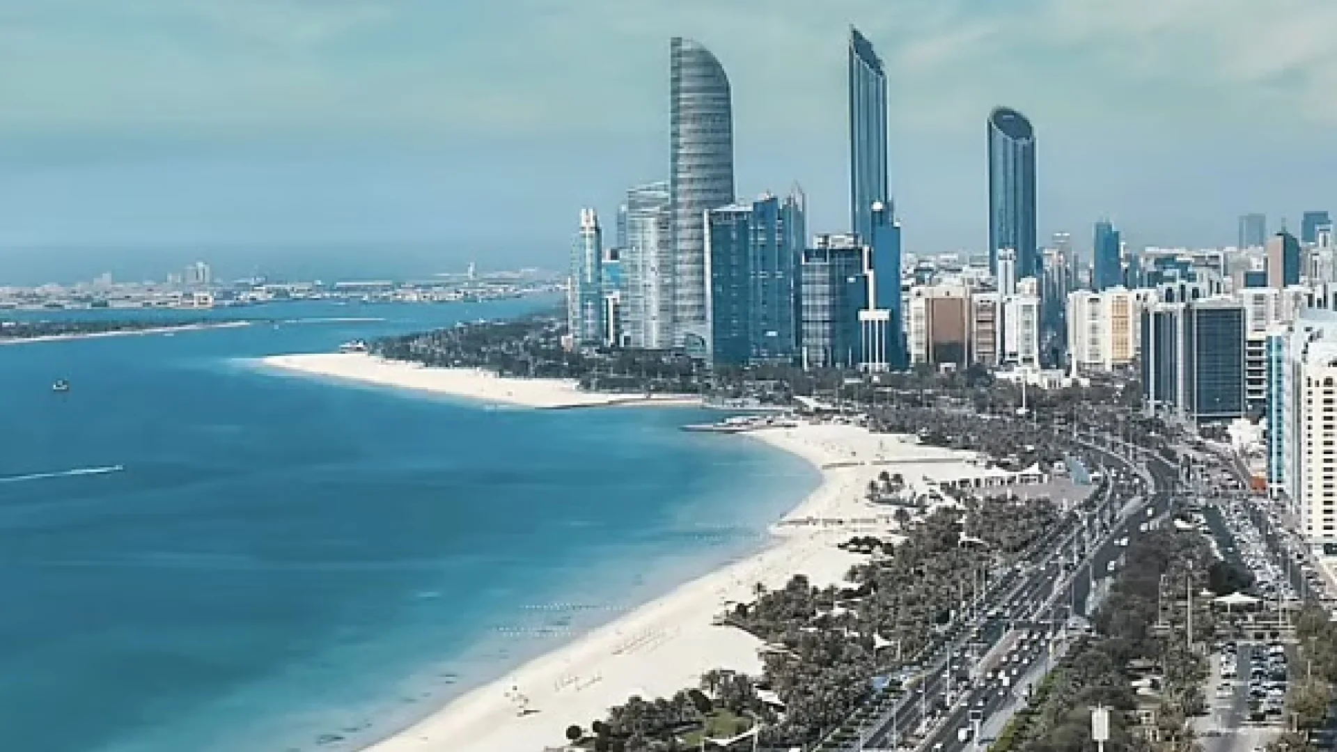 Abu Dhabi’s New Rules for Future Beachfront Properties | Die Geissens Real Estate | Luxus Immobilien mit Carmen und Robert Geiss – Die Geissens in Dubai